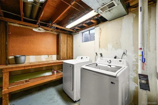 a view of an entryway of house