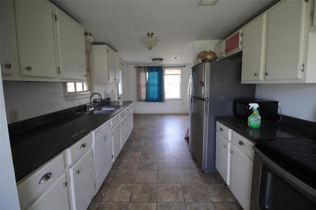 402 Prairieville Street Canton, TX 75103 - Photo 3 of 6