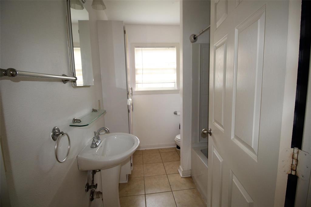 402 Prairieville Street Canton, TX 75103 - Photo 5 of 6