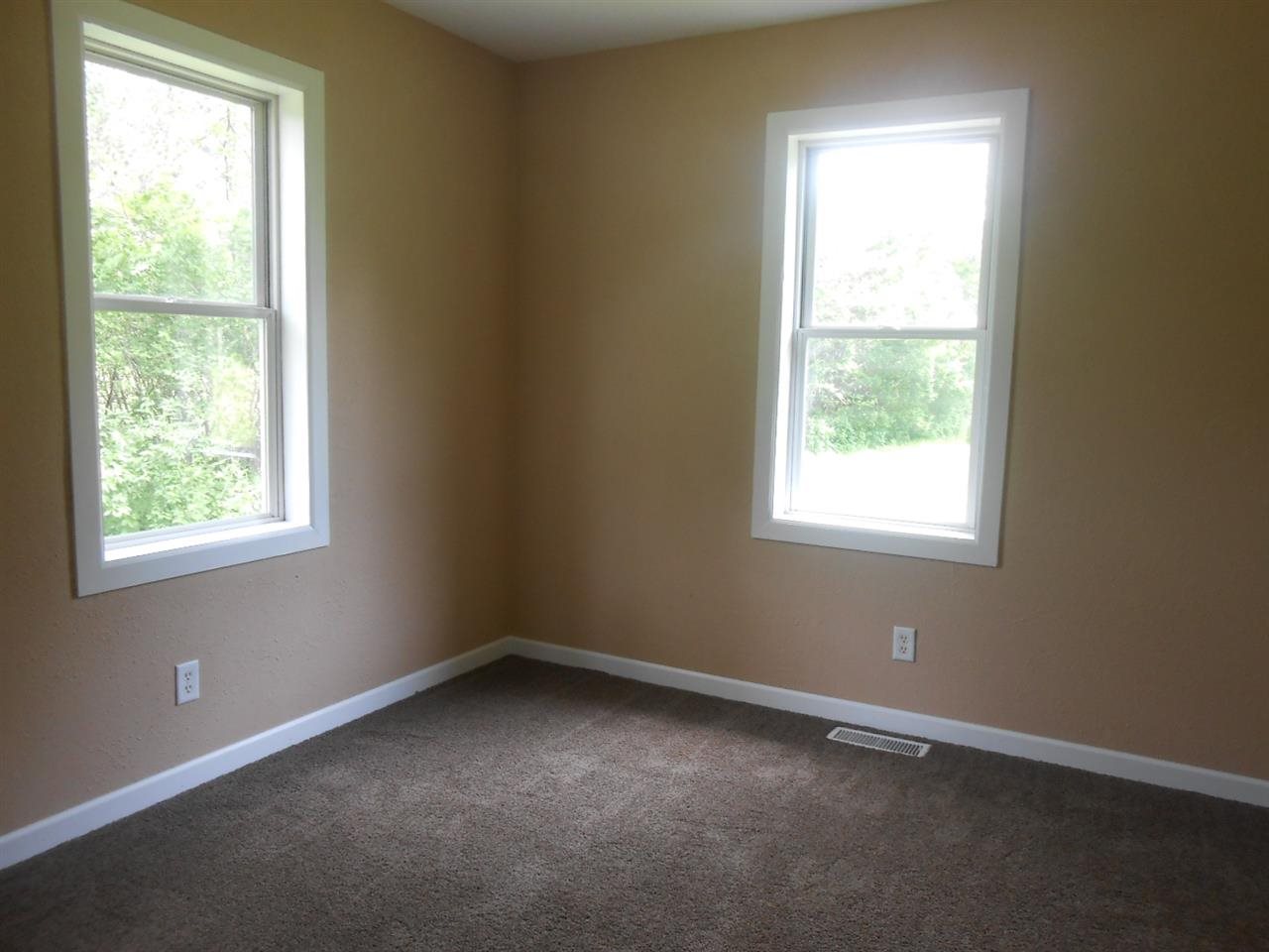 4214 Sheridan Road Pekin, IL 61554 - Photo 5 of 12 Gallery Image 5