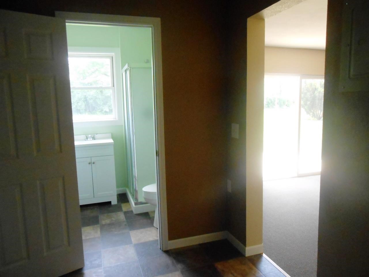 4214 Sheridan Road Pekin, IL 61554 - Photo 7 of 12 Gallery Image 7