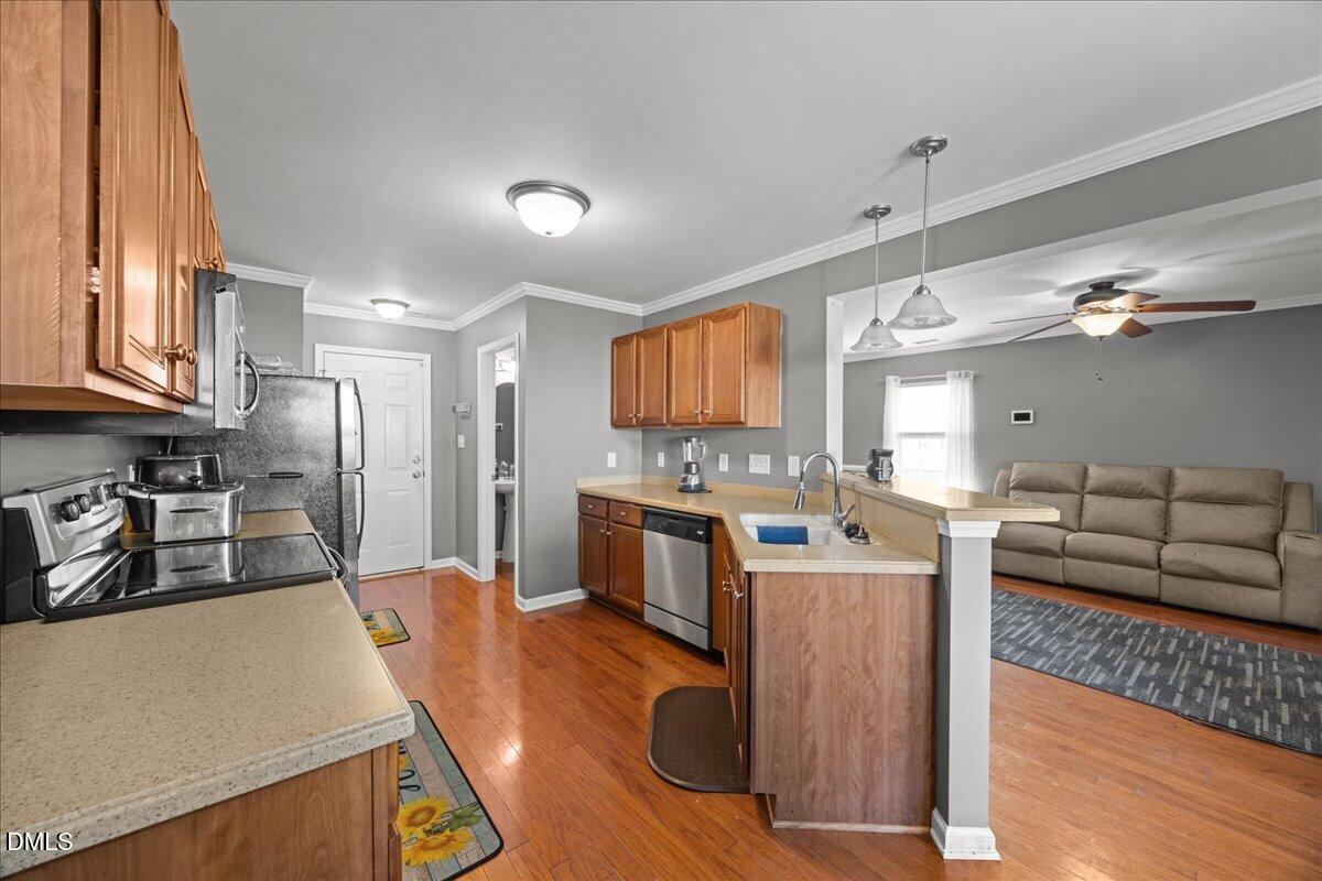 5344 Big Bass Drive Raleigh, NC 27610 - Photo 8 of 17 09-2A1A9810