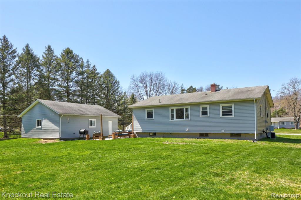 11779 Block Road Birch Run, MI 48415 - Photo 34 of 58