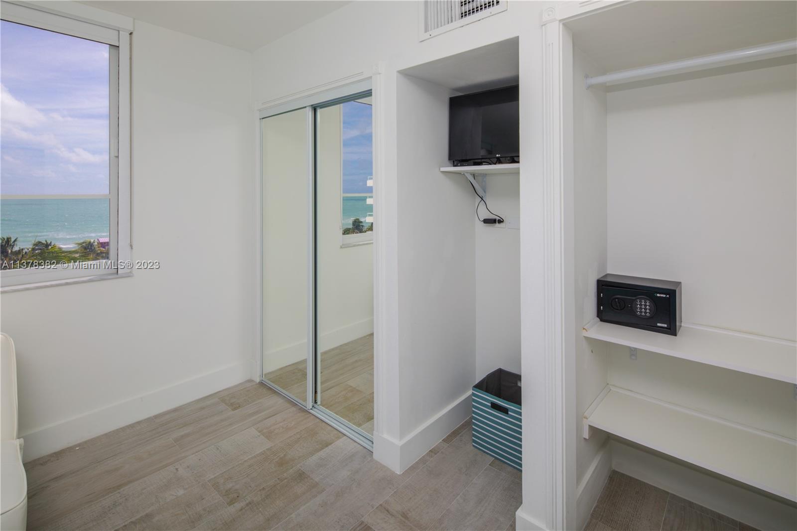 5005 Collins Avenue, Unit 610 Miami Beach, FL 33140 - Photo 22 of 31