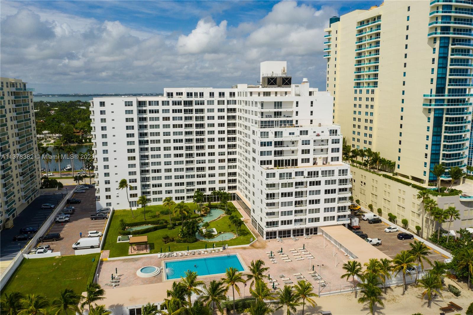 5005 Collins Avenue, Unit 610 Miami Beach, FL 33140 - Photo 26 of 31 view of a city