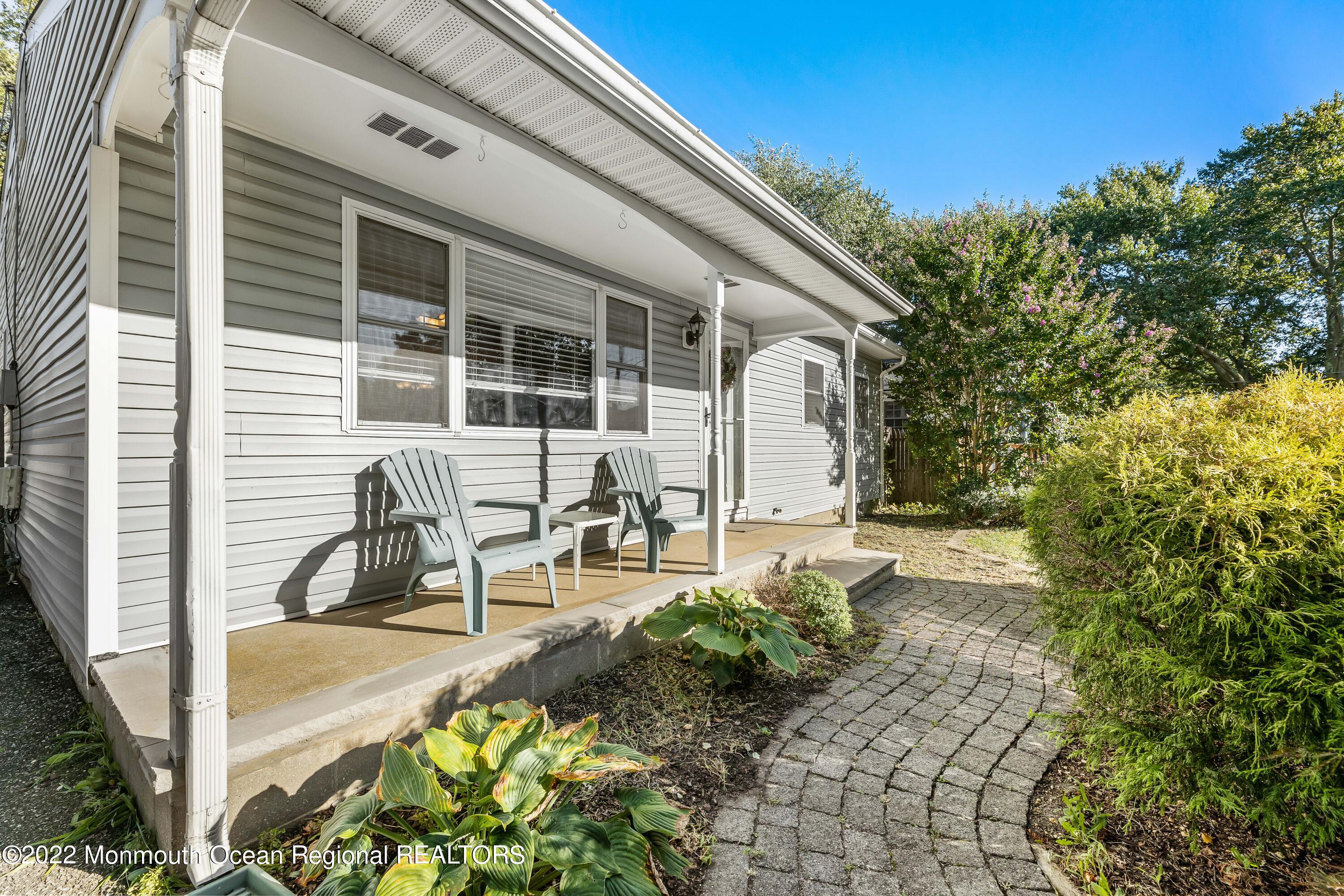 801 Willow Road Toms River, NJ 08753 - Photo 3 of 22 801WillowRd-17
