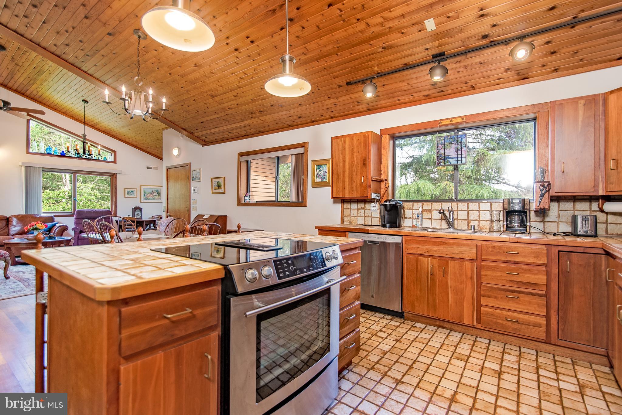 4360 Baildon Road Trappe, MD 21673 - Photo 7 of 37 Main House - Kitchen