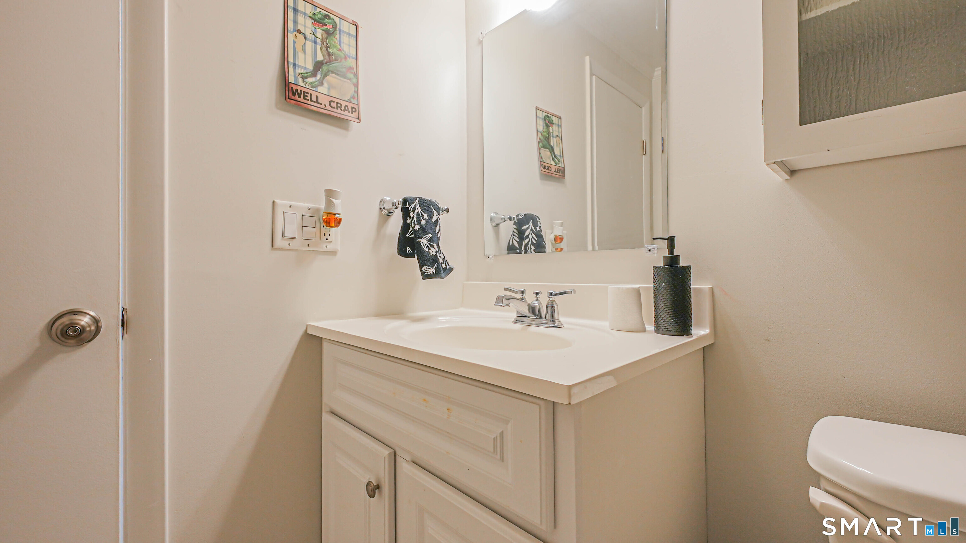 72 River Bend Road, Unit B Stratford, CT 06614 - Photo 15 of 27