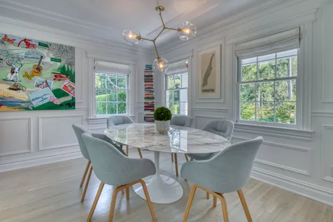 55 Shrubland Road, Southampton, NY 11968