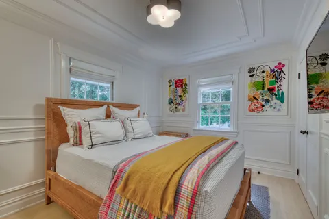 55 Shrubland Road, Southampton, NY 11968