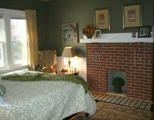 139 Beverly Road Mt. Lebanon, PA 15216 - Photo 5 of 6 Master Bedroom.