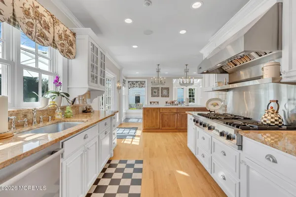 $4,800,000 | 82 Buena Vista Avenue, Rumson, NJ 07760