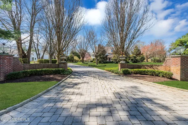 $4,800,000 | 82 Buena Vista Avenue, Rumson, NJ 07760
