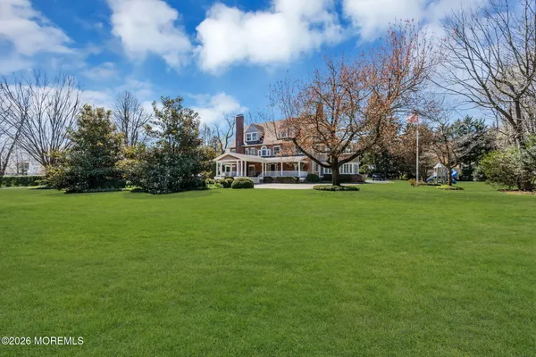 $4,800,000 | 82 Buena Vista Avenue, Rumson, NJ 07760