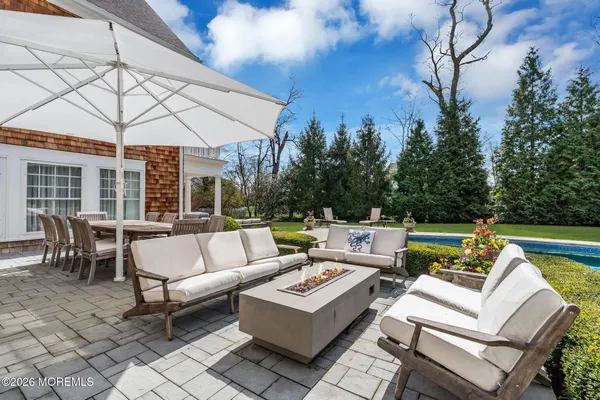 $4,800,000 | 82 Buena Vista Avenue, Rumson, NJ 07760