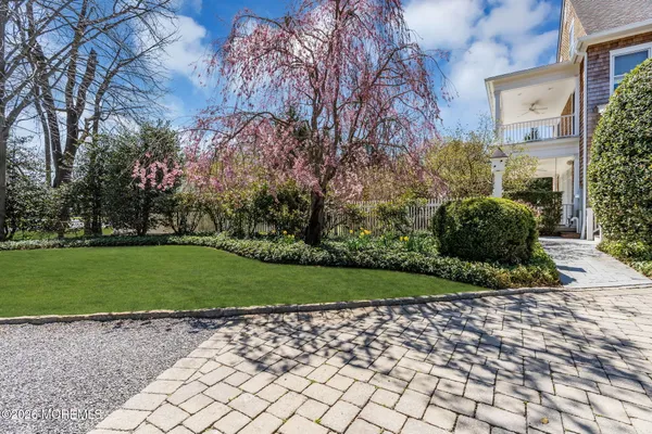 $4,800,000 | 82 Buena Vista Avenue, Rumson, NJ 07760