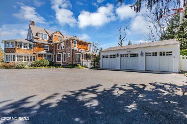 $4,800,000 | 82 Buena Vista Avenue, Rumson, NJ 07760