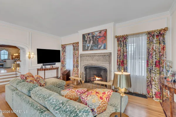 $4,800,000 | 82 Buena Vista Avenue, Rumson, NJ 07760