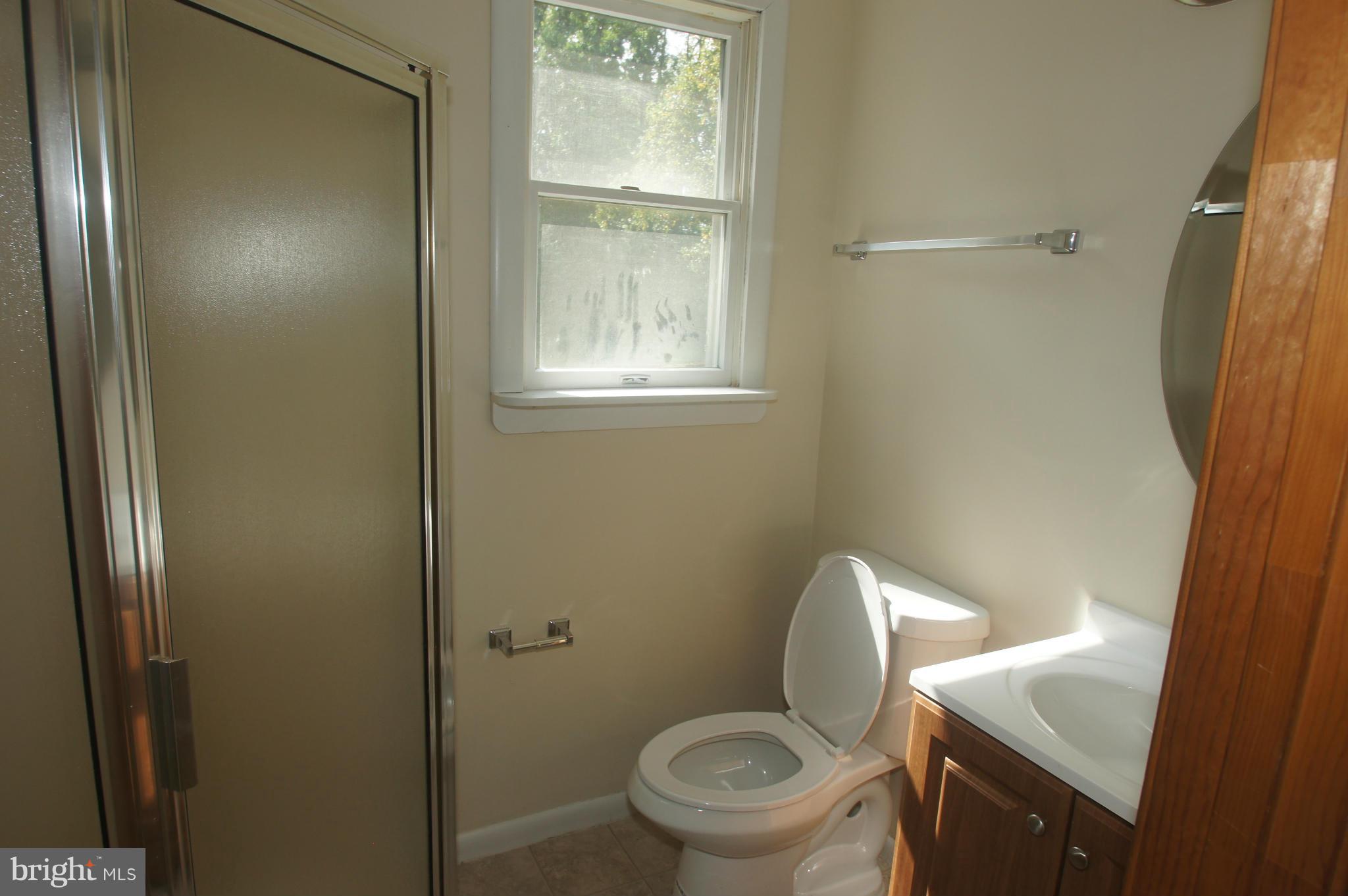 114 Magnolia Road Joppa, MD 21085 - Photo 27 of 29 Bath (Master)