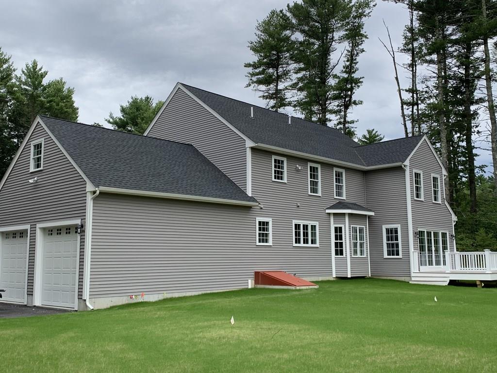 10 Sydney Drive Raynham, MA 02767 - Photo 3 of 29