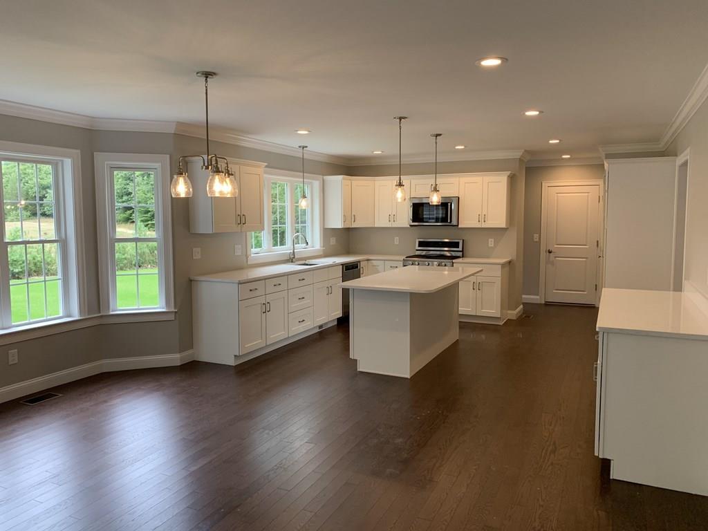 10 Sydney Drive Raynham, MA 02767 - Photo 4 of 29