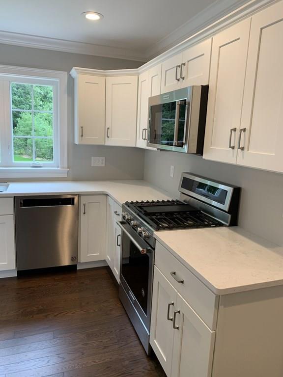 10 Sydney Drive Raynham, MA 02767 - Photo 6 of 29