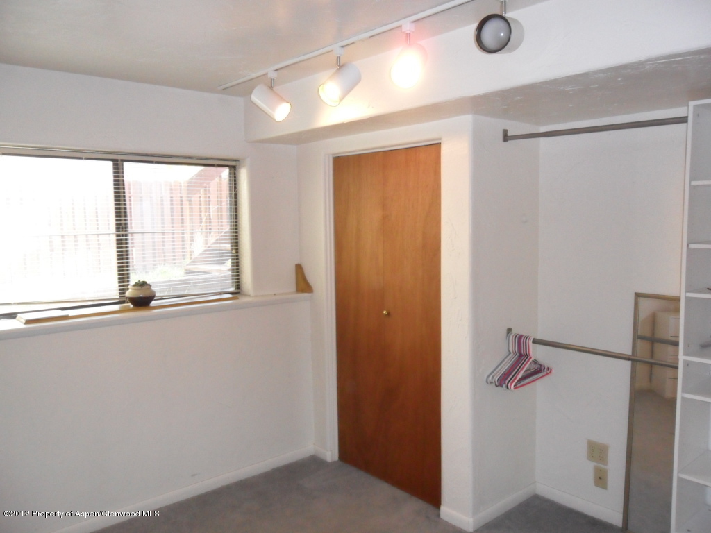 286 Badger Road Carbondale, CO 81623 - Photo 14 of 19 Bedroom 4 downstairs (5)