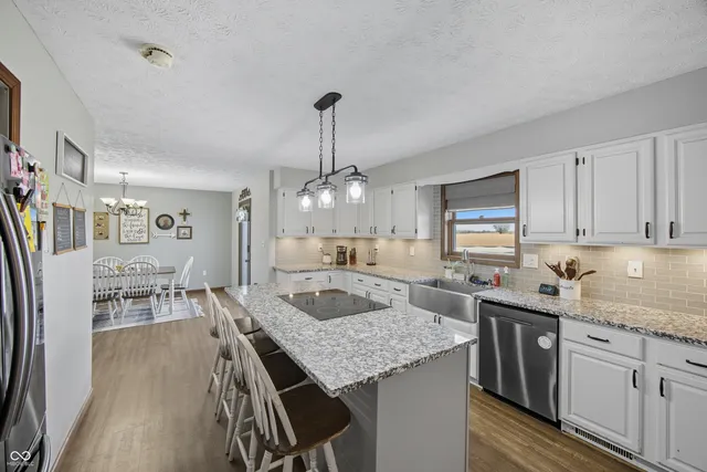 $434,900 | 3218 South 375 East, Shelbyville, IN 46176