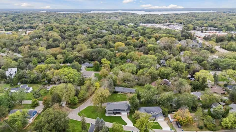 $900,000 | 3520 Meadow Lane, Minnetonka, MN 55345