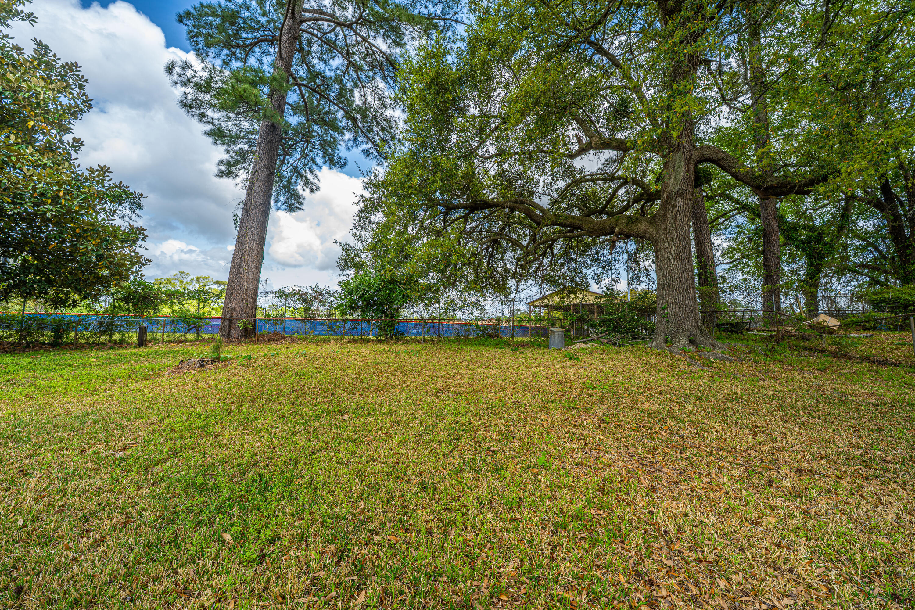 6018 Ridgecrest Avenue Hanahan, SC 29410 - Photo 34 of 39 6018Ridgecrest039