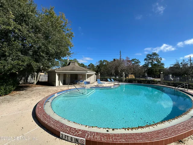 $173,000 | 3801 Crown Point Road, Unit 3082, Jacksonville, FL 32257