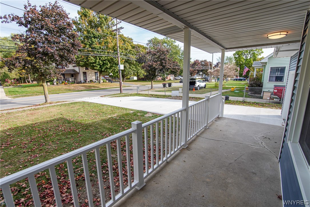 263 Lake Avenue Lancaster, NY 14086 - Photo 8 of 43