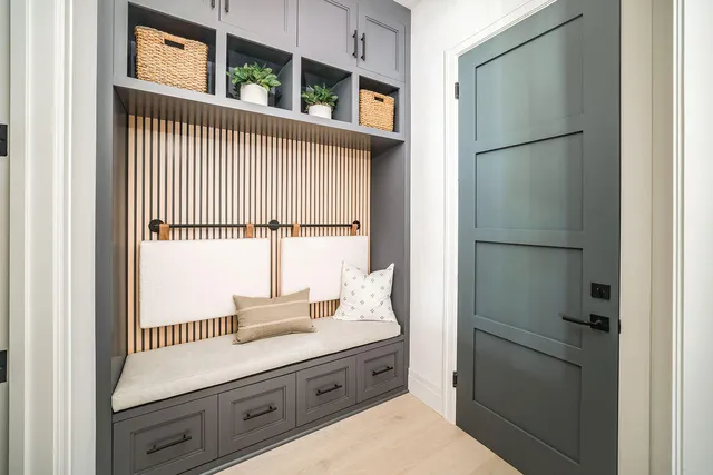 $4,675,000 | 135 Polo Way, Carpinteria, CA 93013