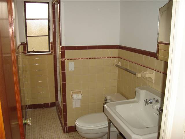 1055 Yorkshire Road Grosse Pointe, MI 48230 - Photo 21 of 28 31080020-20.JPG