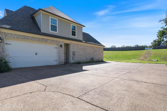 $449,900 | 537 Vinson Road, Hernando, MS 38632