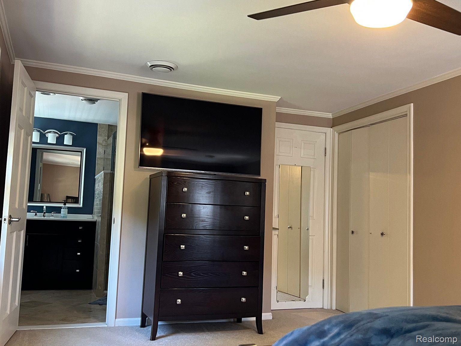 720 South Oxford Road Grosse Pointe, MI 48236 - Photo 21 of 44 Master Bedroom