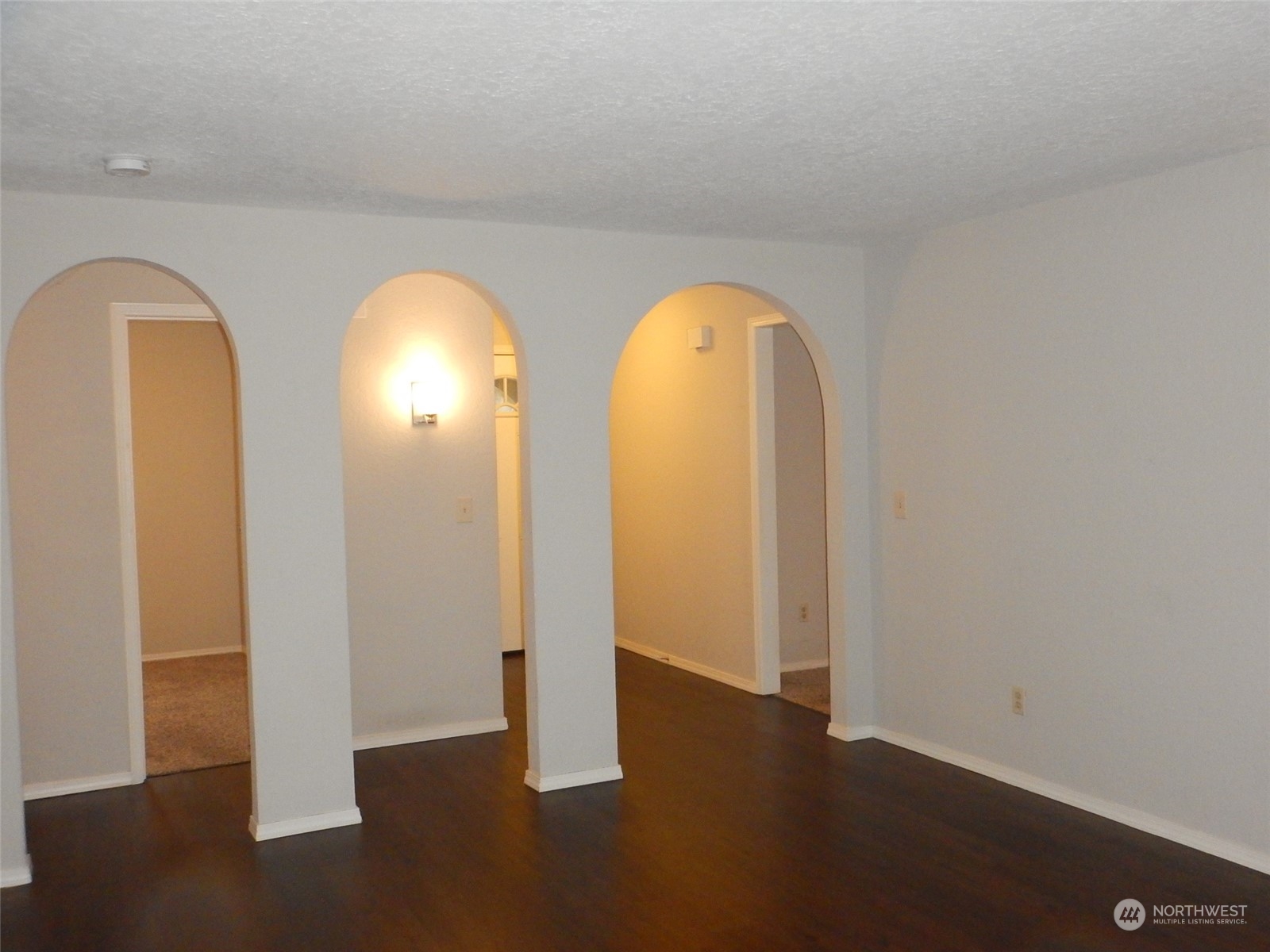 205 240th Street Southeast Bothell, WA 98021 - Photo 7 of 24