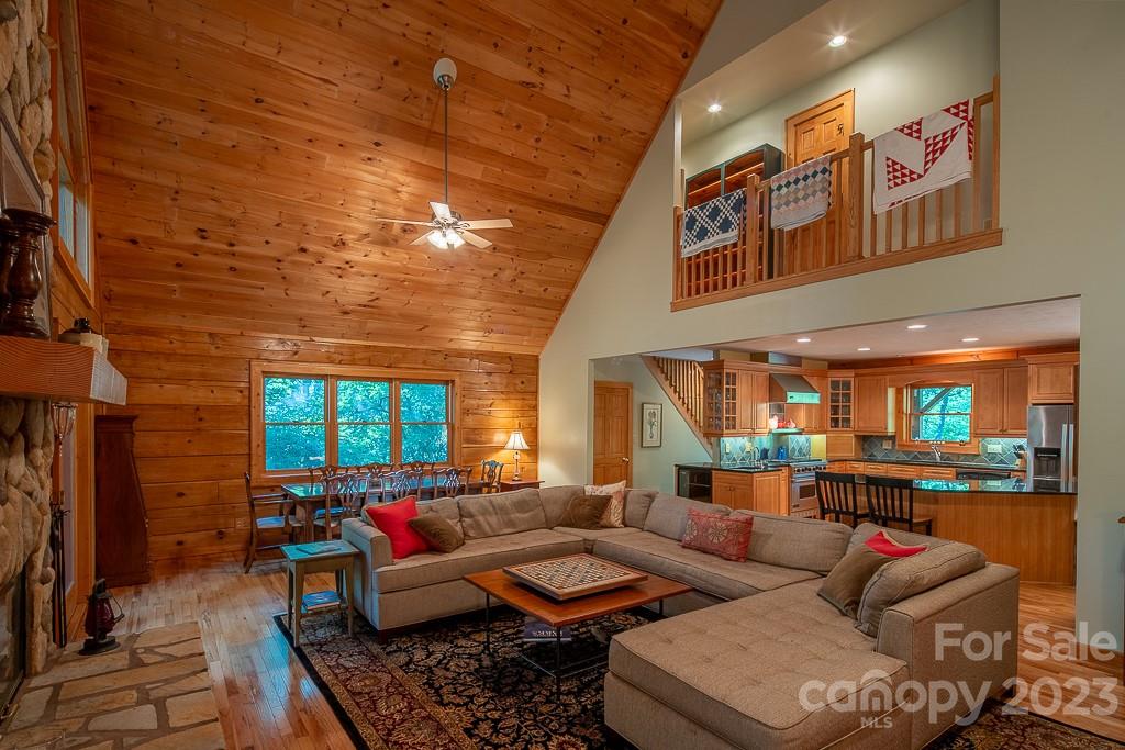 312 Blueberry Lane Boone, NC 28607 - Photo 12 of 48 Gallery Image 12