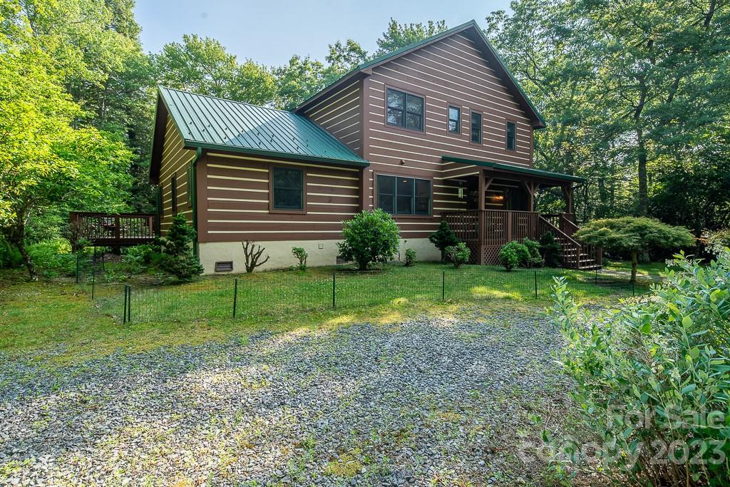 312 Blueberry Lane Boone, NC 28607 - Photo 5 of 48 Gallery Image 5