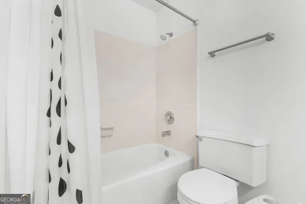 $450,000 | 126 Oak Ridge Drive, Statesboro, GA 30458