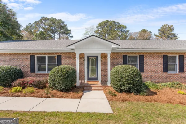 $450,000 | 126 Oak Ridge Drive, Statesboro, GA 30458