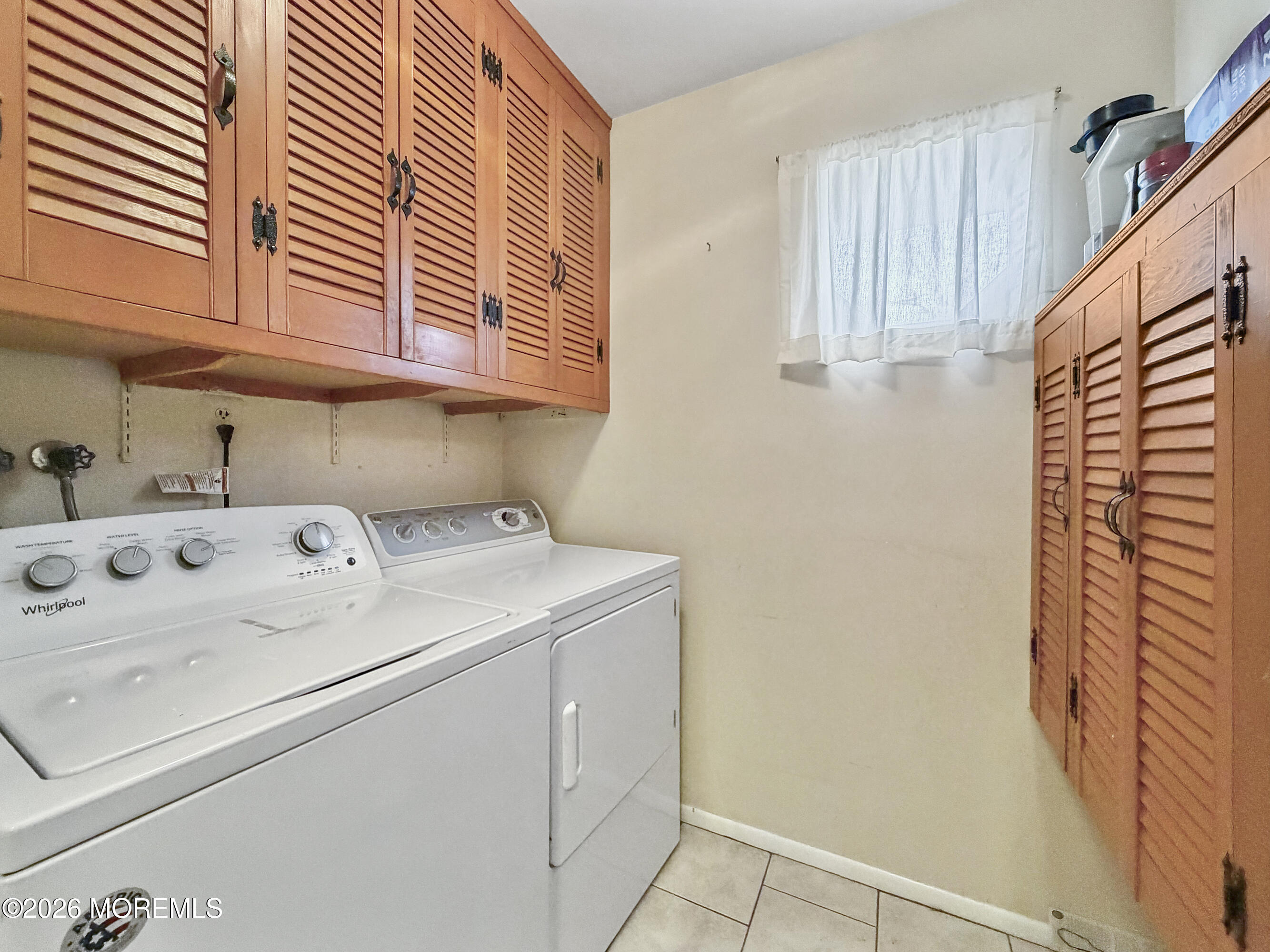 23 Higgins Court Brick, NJ 08724 - Photo 18 of 28 a utility room with dryer and washer