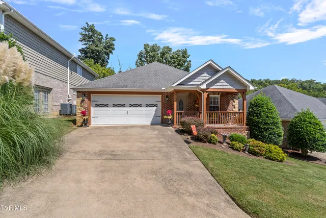$289,900 | 106 Bridgewater Court, Gray, TN 37615