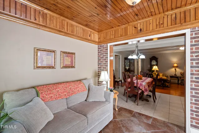 $289,900 | 106 Bridgewater Court, Gray, TN 37615