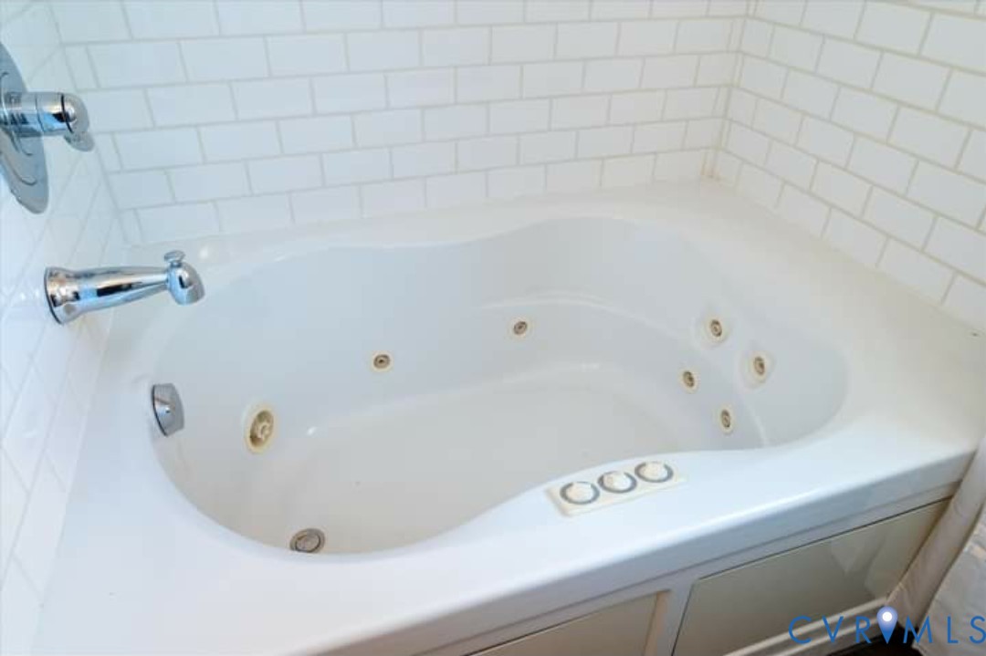 1605 Pump Road Henrico, VA 23238 - Photo 33 of 41