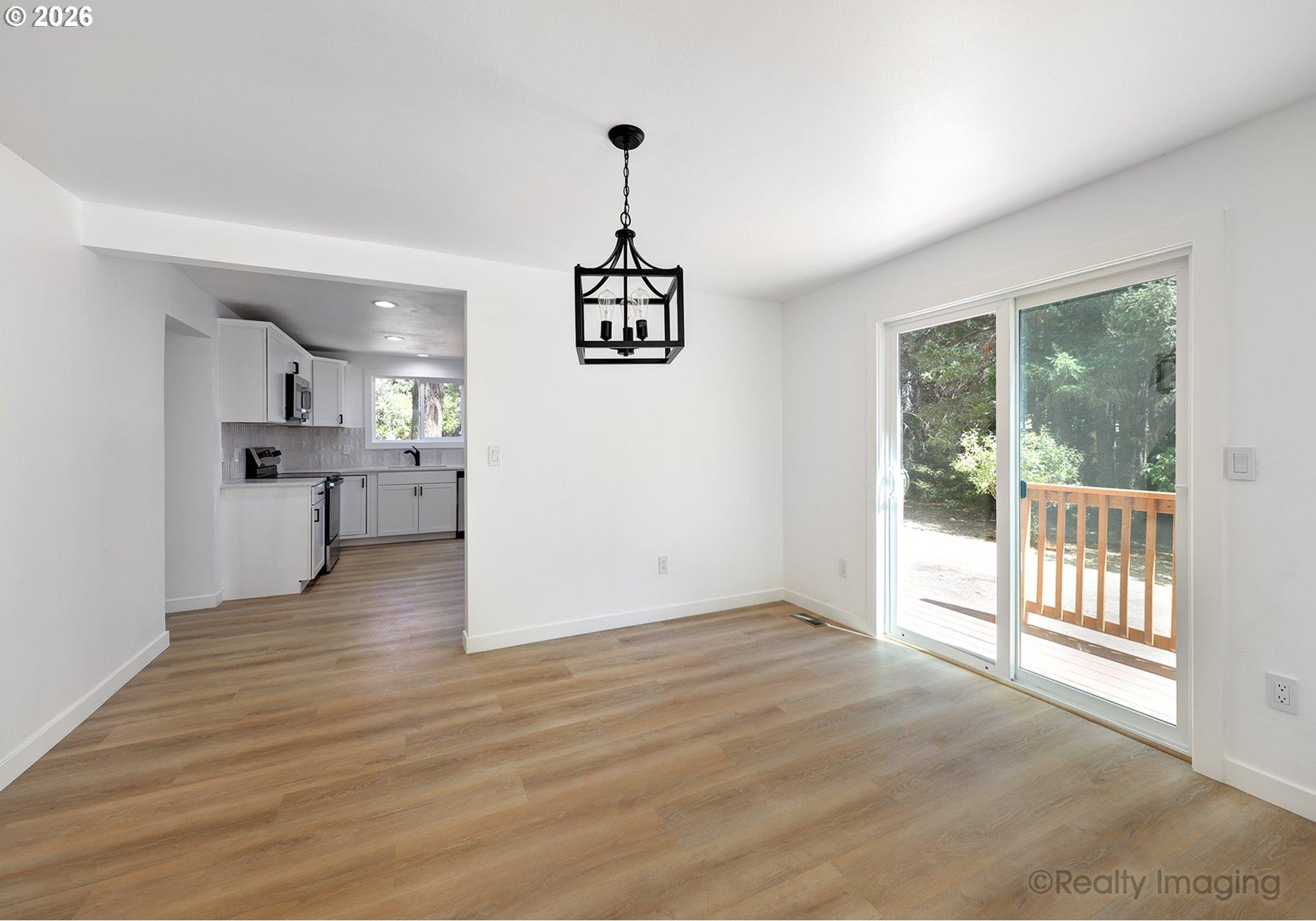 24591 Alpine Road Monroe, OR 97456 - Photo 7 of 30 Gallery Image 7