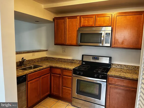 $194,900 | 2514 Markham Lane, Unit 1, Landover, MD 20785