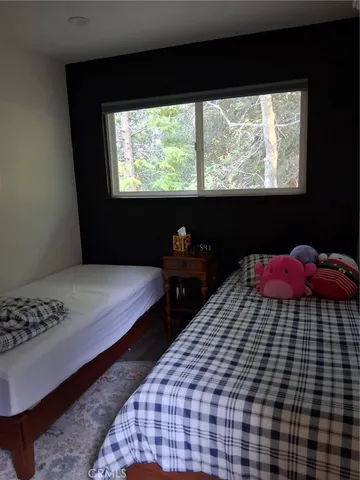 $2,800 | 210 Wylerhorn Drive, Crestline, CA 92325