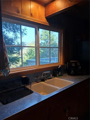 $2,800 | 210 Wylerhorn Drive, Crestline, CA 92325