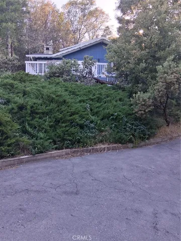 $2,800 | 210 Wylerhorn Drive, Crestline, CA 92325